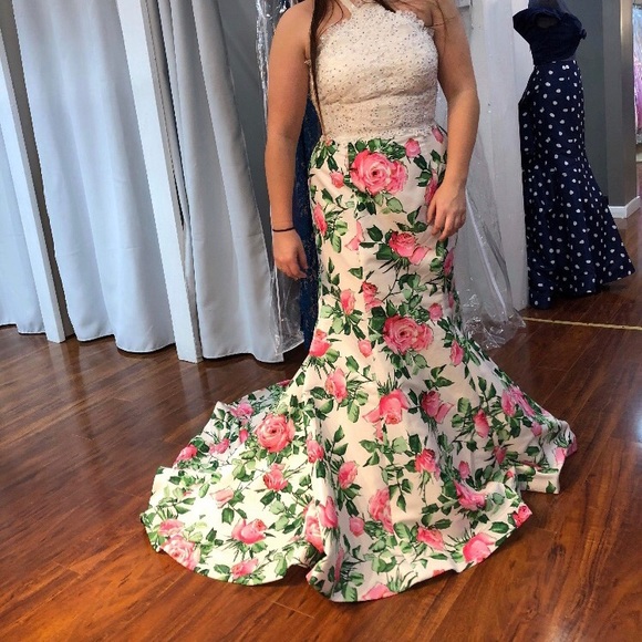 Sherri Hill Floral Prom Dress - Picture 2 of 7